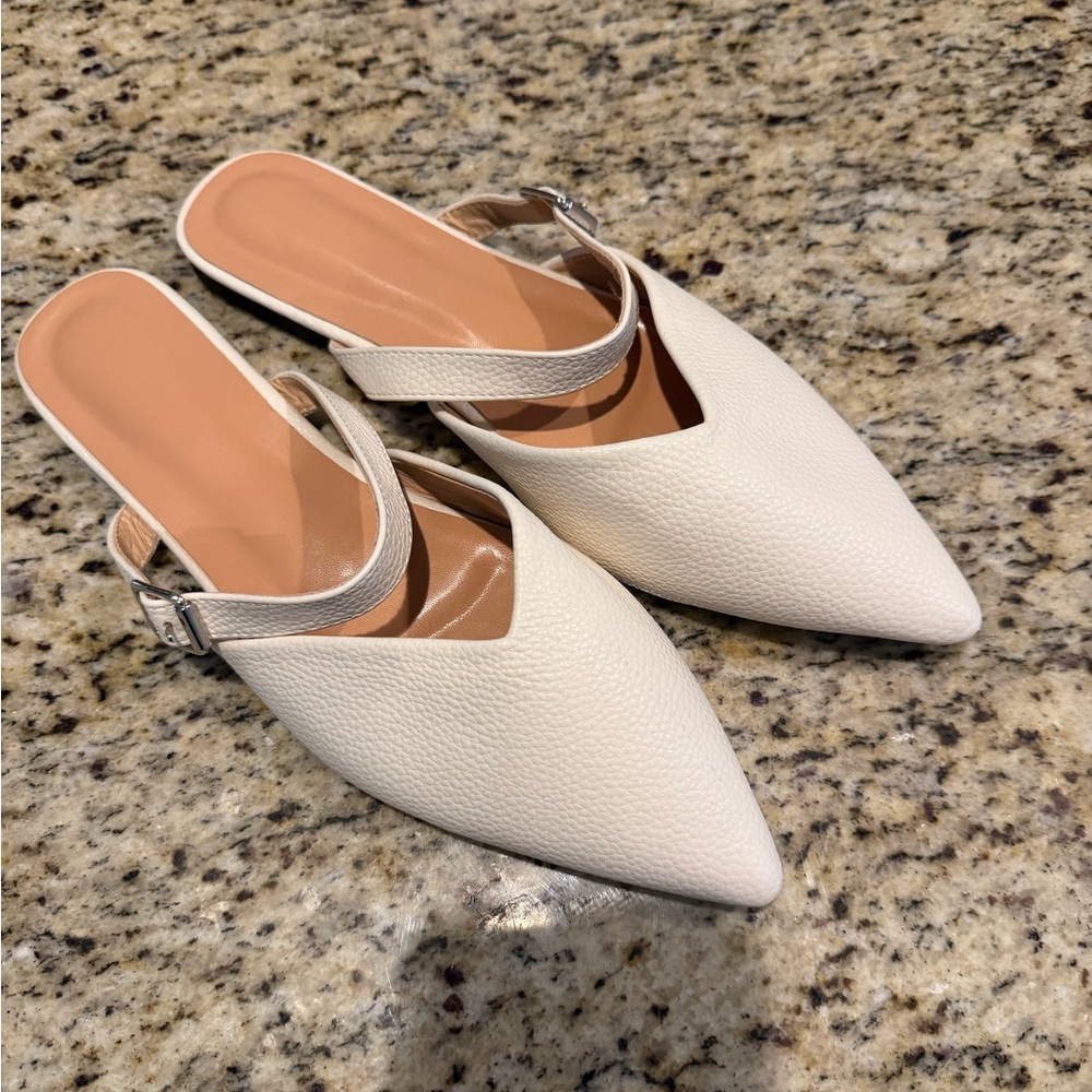 Elegant White Slingback Women's Shoes